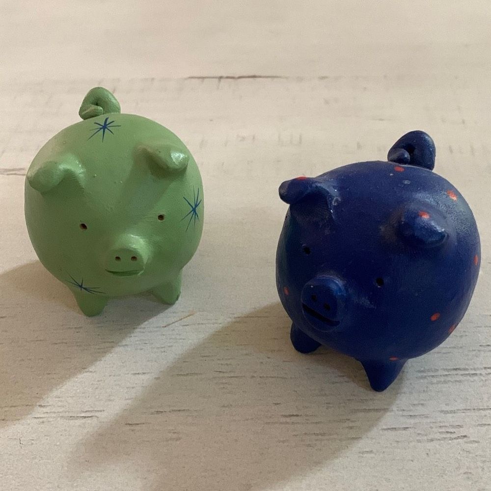 2 Ceramic Pigs 